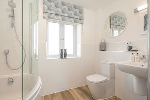 Photo 8- click for photo gallery